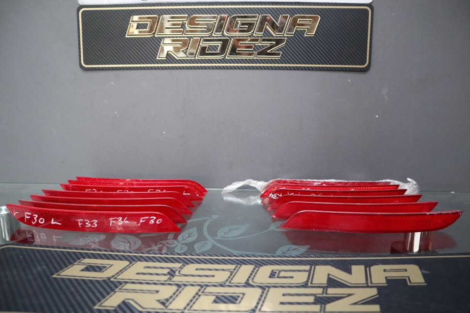 BMW F30 REAR BUMPER REFLECTORS - Private Seller