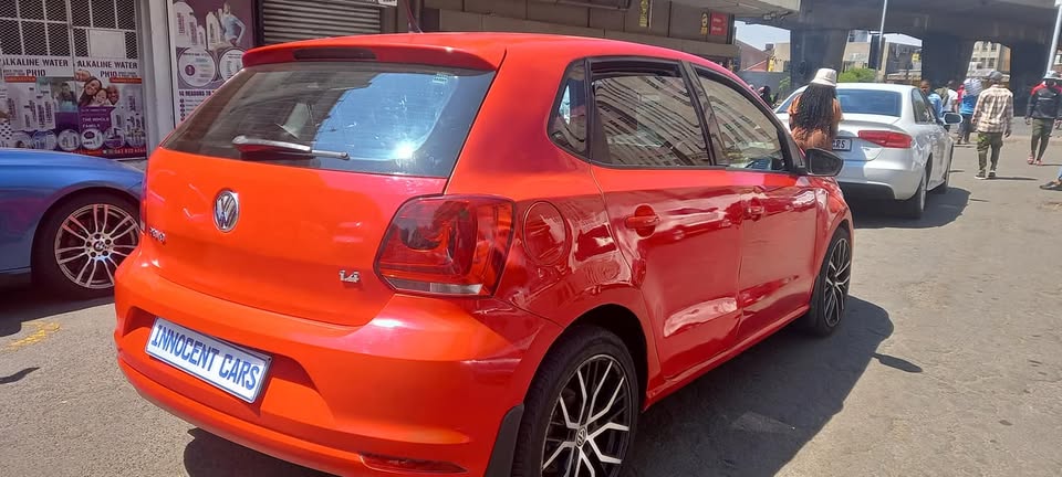 2011 VW POLO 6 1.4, MANUAL, RED COLOUR, 71000KM