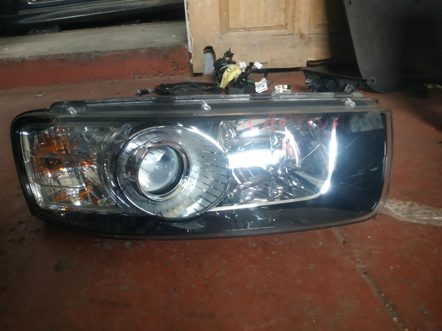 2014 Onwards Chevrolet Captiva Right headlight for sale - Private Seller
