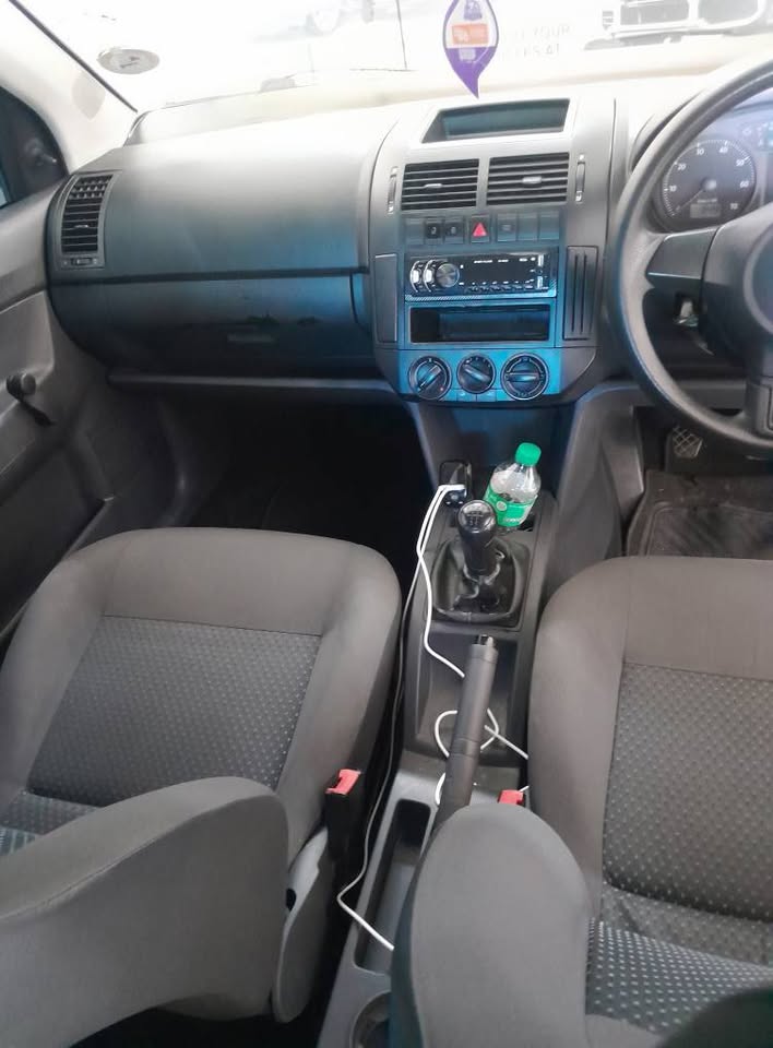 2013 VW POLO VIVO 1.4 HATCHBACK MANUAL