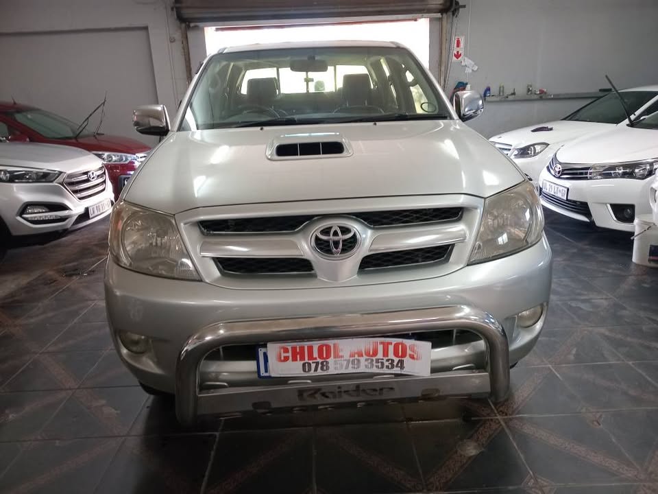 2008 Toyota Hilux 3.0 D-4D 4x2 Double Cab Manual,Silver Color