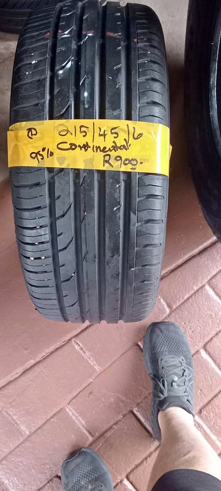 1x Continental tyre - Private Seller 1x Continental tyre - Private Seller