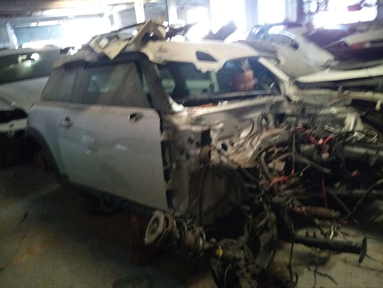 Mini cooper silver Stripping for parts - Private Seller Mini cooper silver Stripping for parts - Private Seller