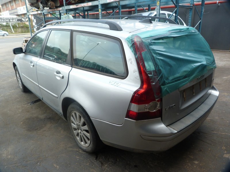 Volvo V50 2.4i Manual Grey - 2005 STRIPPING FOR SPARES - Private Seller Volvo V50 2.4i Manual Grey - 2005 STRIPPING FOR SPARES - Private Seller