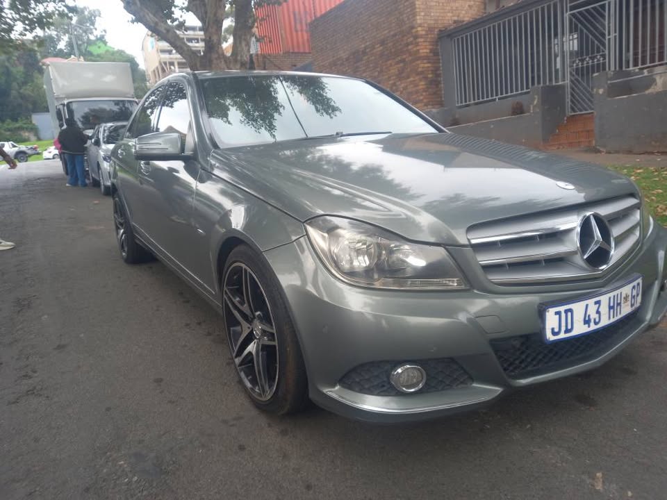2012 Mercedes Benz C200 Petrol  Automatic Transmission Grey Color  Mileage 131000kms