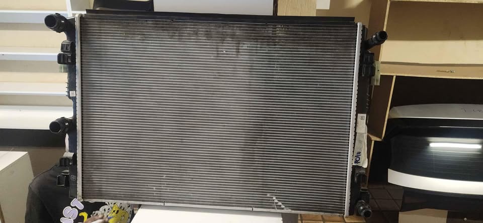 Volkswagen T- cross radiator set - Private Seller