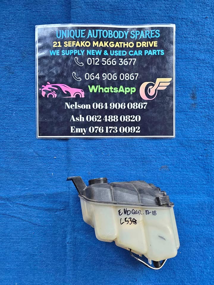 Range Rover Evoque L538 Wiper Bottle Tank - Private Seller Range Rover Evoque L538 Wiper Bottle Tank - Private Seller