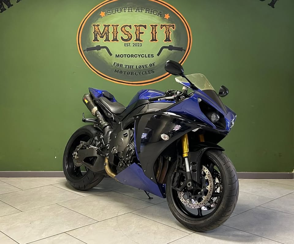 2012 Yamaha R-1 - Private Seller 2012 Yamaha R-1 - Private Seller