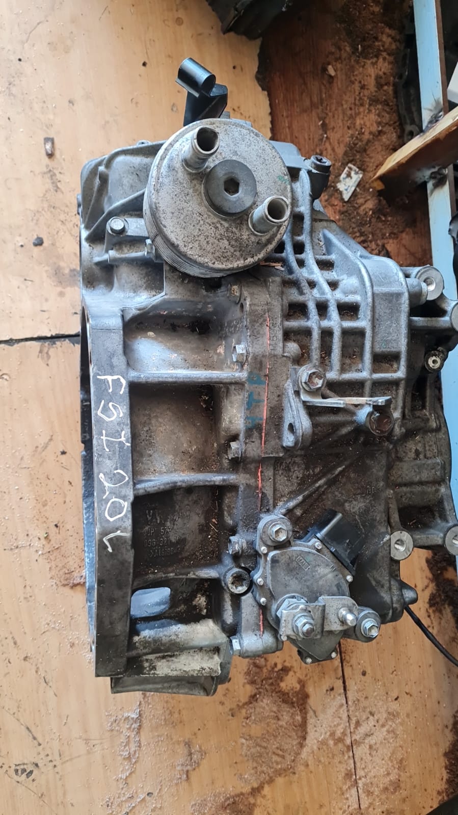 VW GOLF 2.0L FSI AUTO GEARBOX AVAILABLE - Private Seller