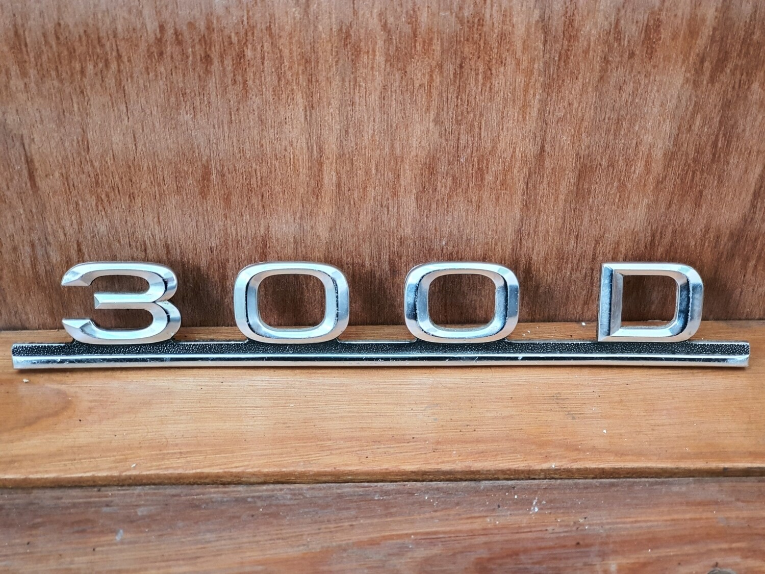 Mercedes-Benz 240D boot badge