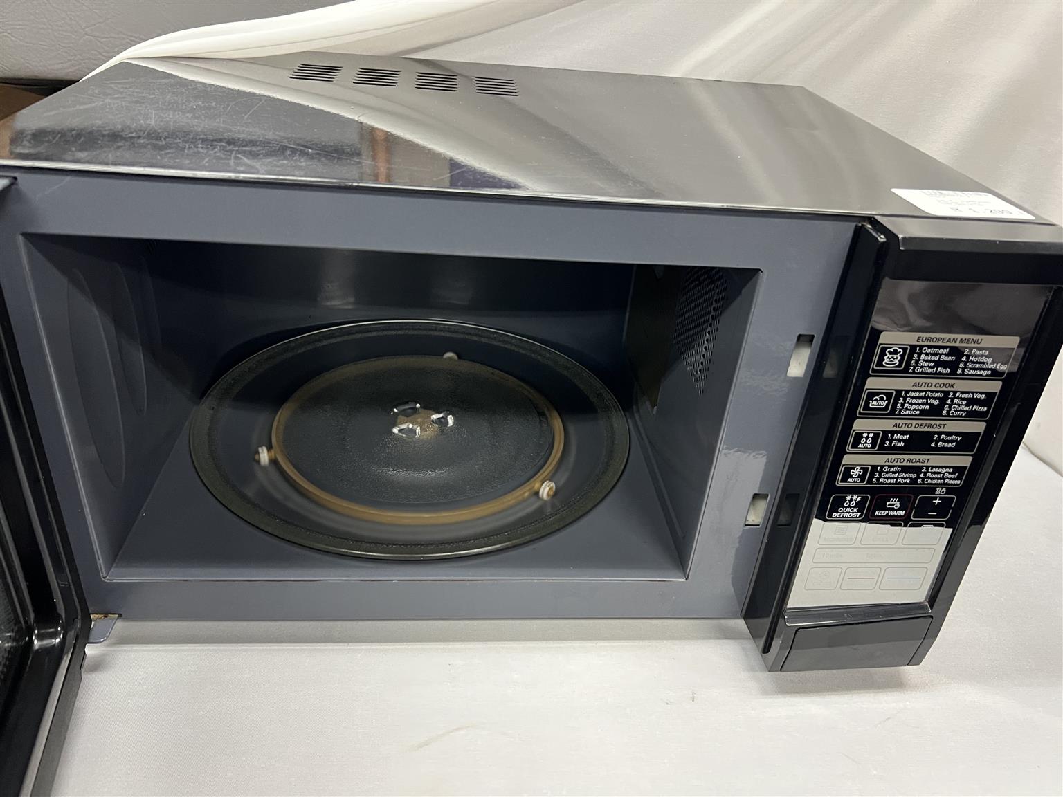 Microwave LG - B033065072-1