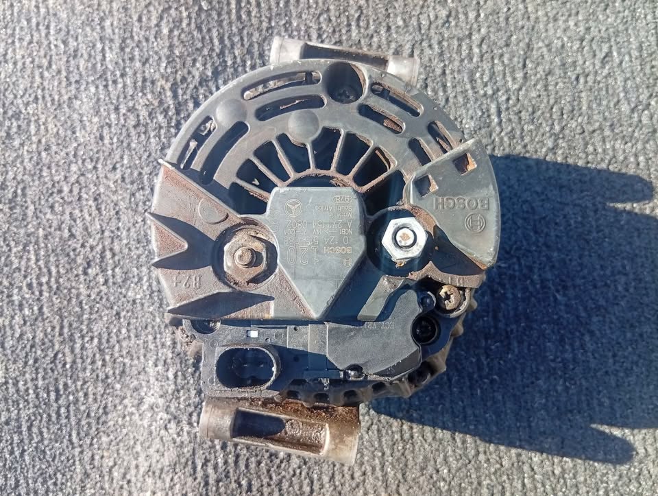 Mercedes Benz w204 alternator for sale