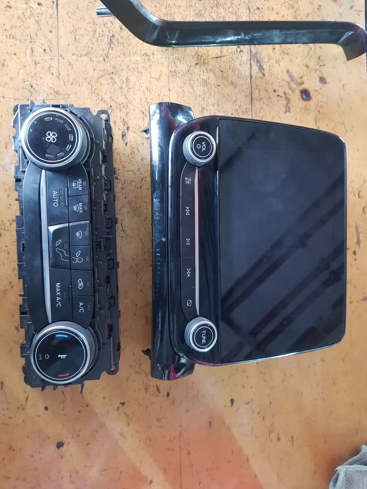 Ford Ecosport 2021 Radio screen!! - Private Seller Ford Ecosport 2021 Radio screen!! - Private Seller