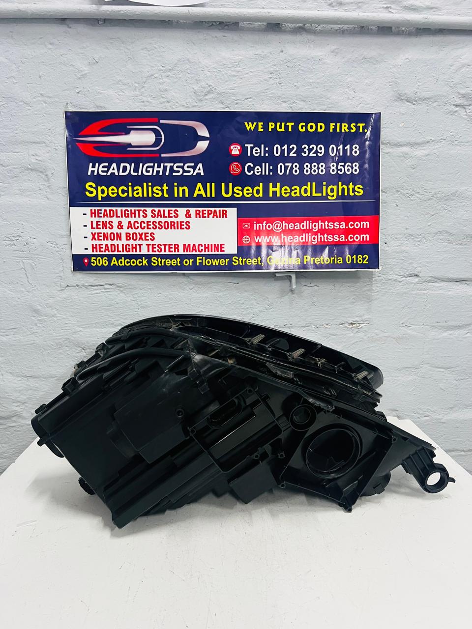 Audi A4/B9 LED left replacement headlight housing - Private Seller Audi A4/B9 LED left replacement headlight housing - Private Seller