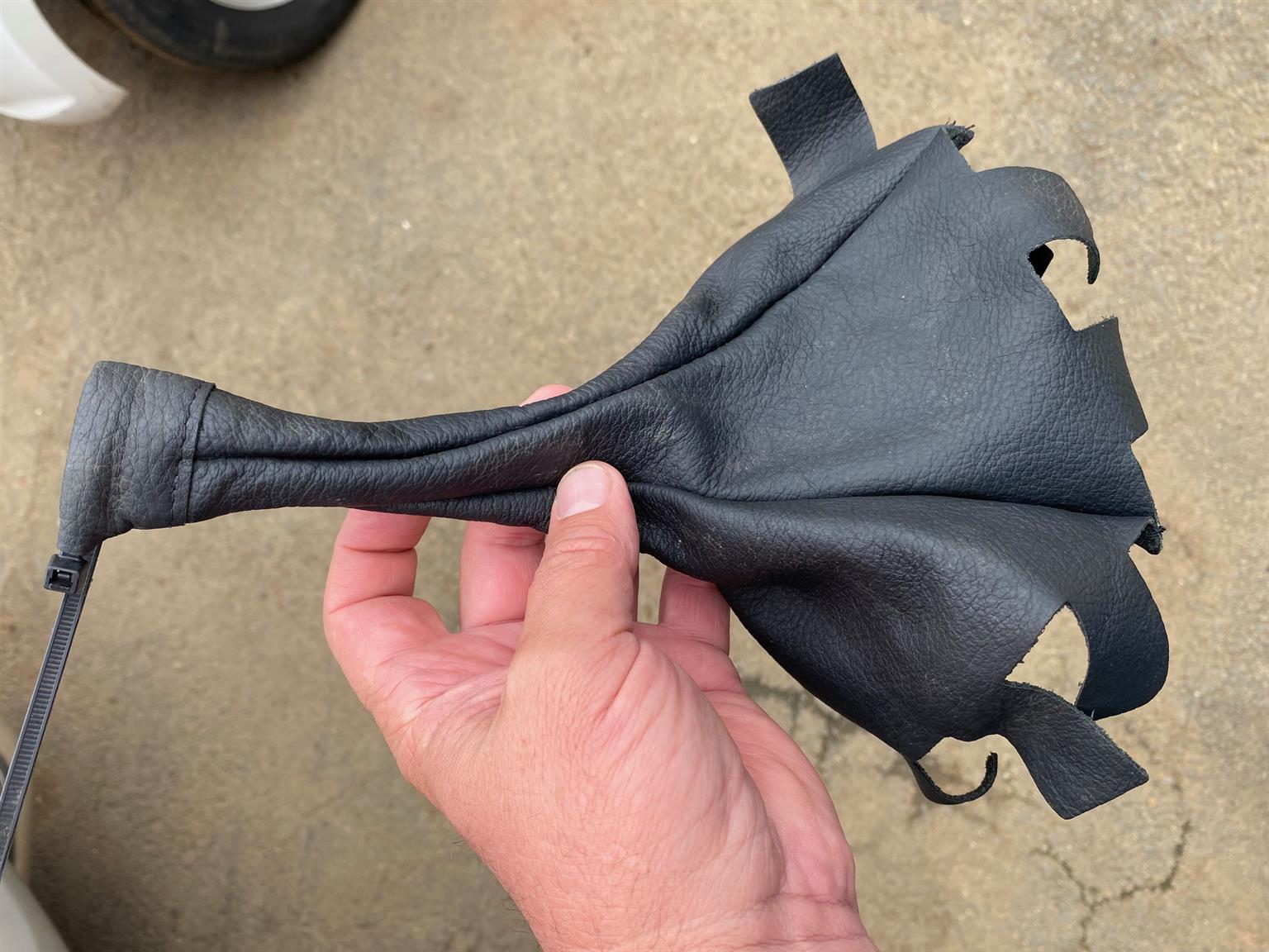 VW Gear boot genuine leather - Private Seller