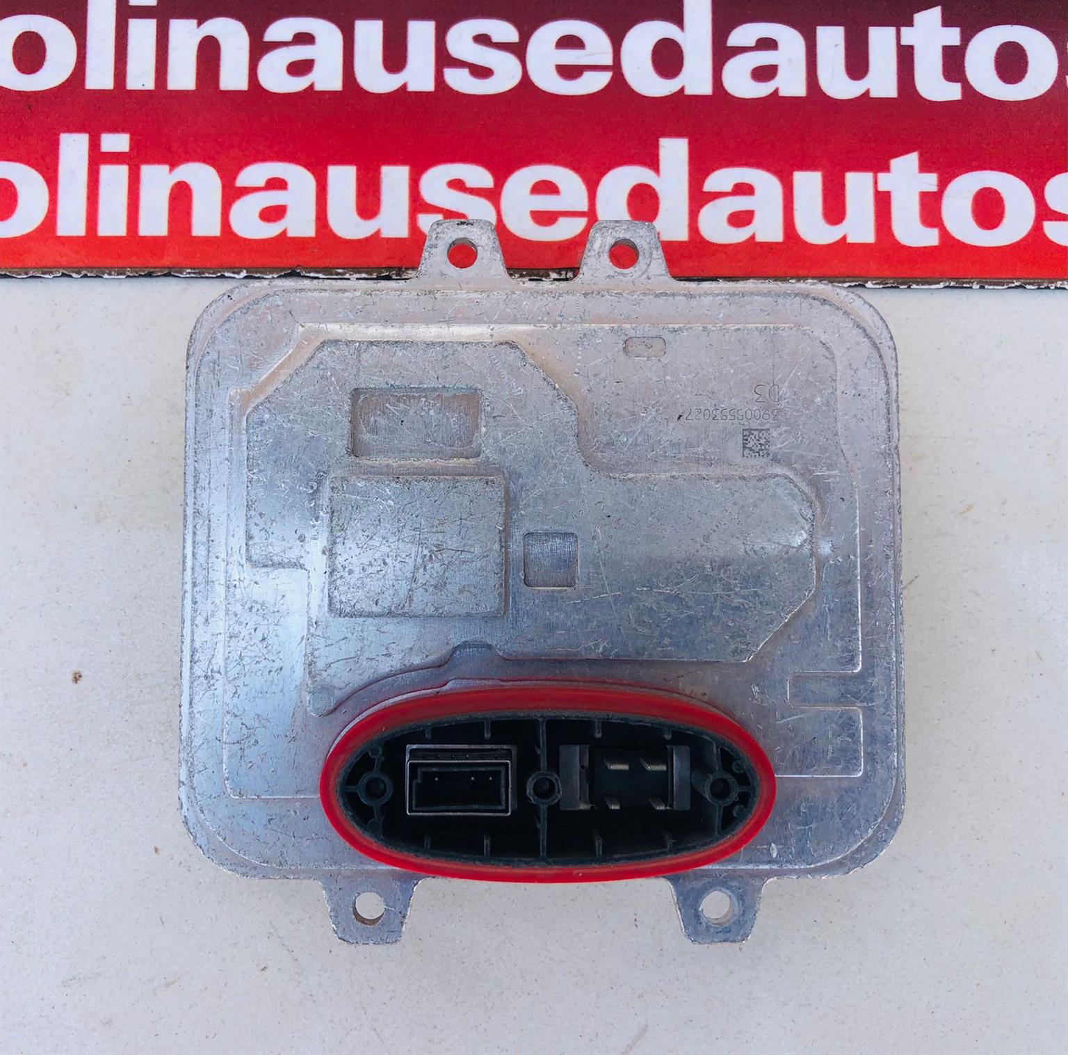 Porsche Cayenne left/right xenon headlight ballast/module (2015-2018) - Private Seller Porsche Cayenne left/right xenon headlight ballast/module (2015-2018) - Private Seller