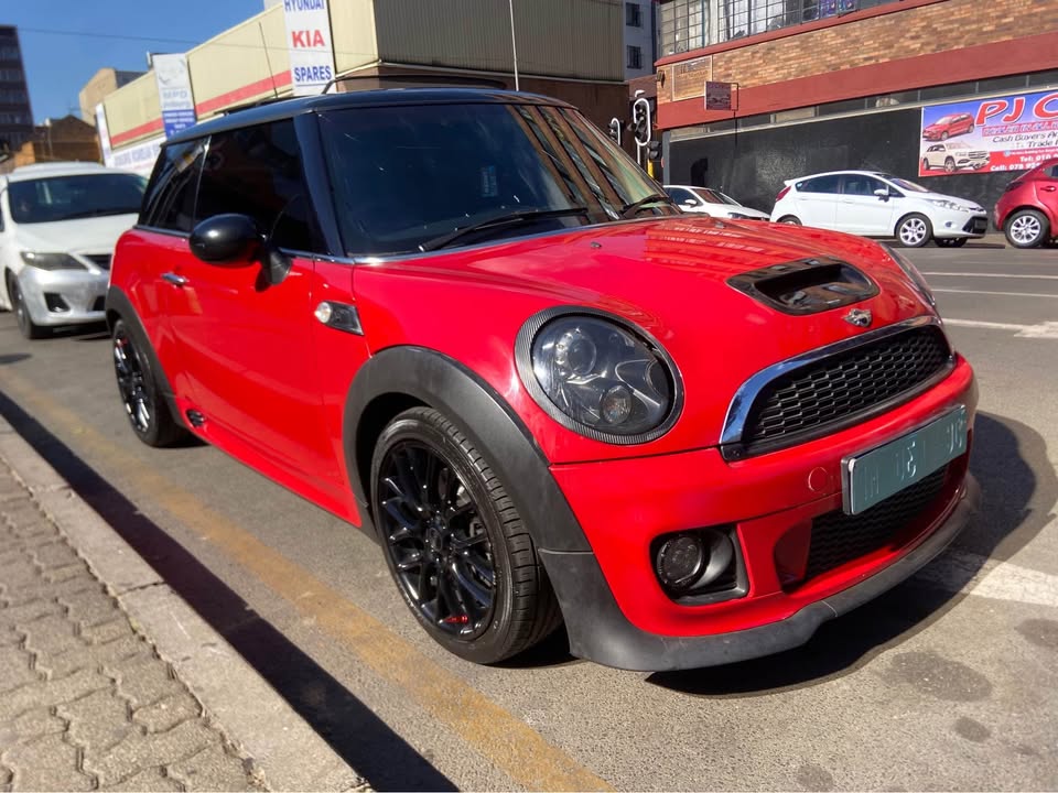 2013 Mini Cooper S 1.6 105000km Manual