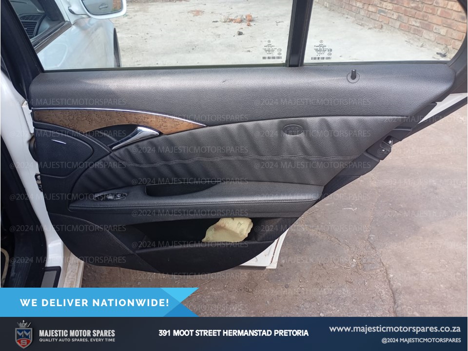 mercedes e320 cdi w211 facelift door panels for sale - Private Seller mercedes e320 cdi w211 facelift door panels for sale - Private Seller