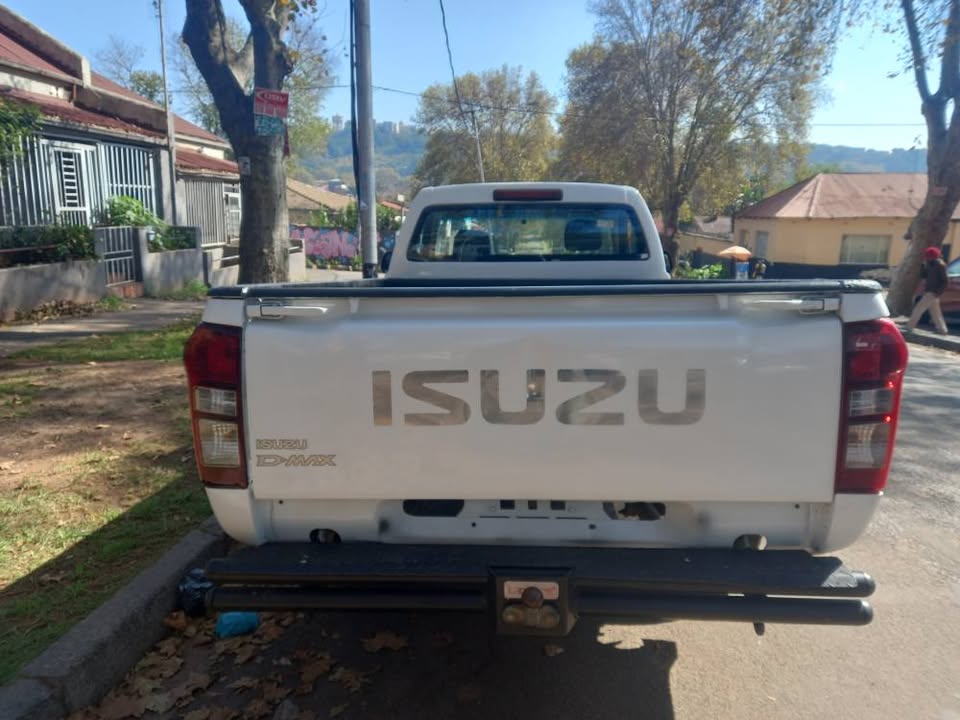 2019 ISUZU KB250 DMAX SINGLE CAB DIESEL, MANUAL, WHITE, 77000KMS