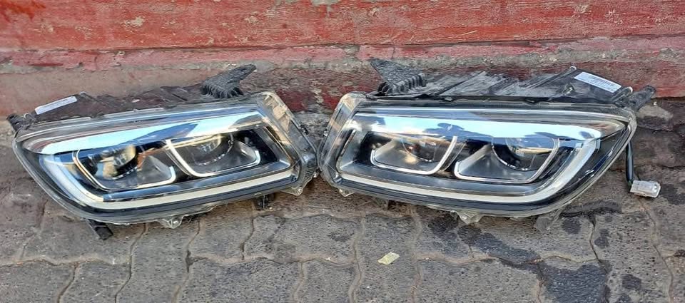Toyota Urban Cruiser headlights - Private Seller Toyota Urban Cruiser headlights - Private Seller