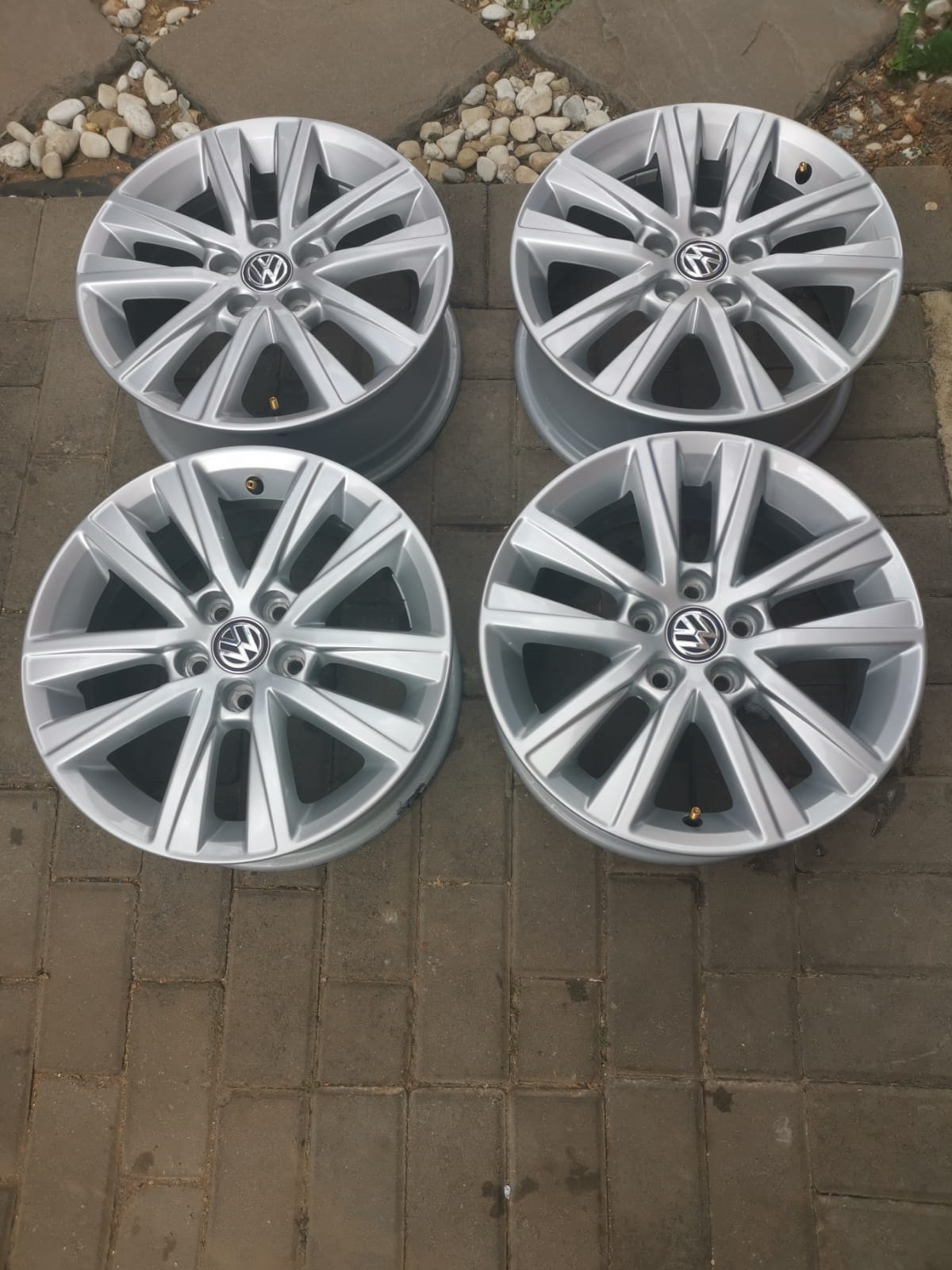 15" VW POLO Vivo/TSi original new mags set for - Private Seller 15" VW POLO Vivo/TSi original new mags set for - Private Seller