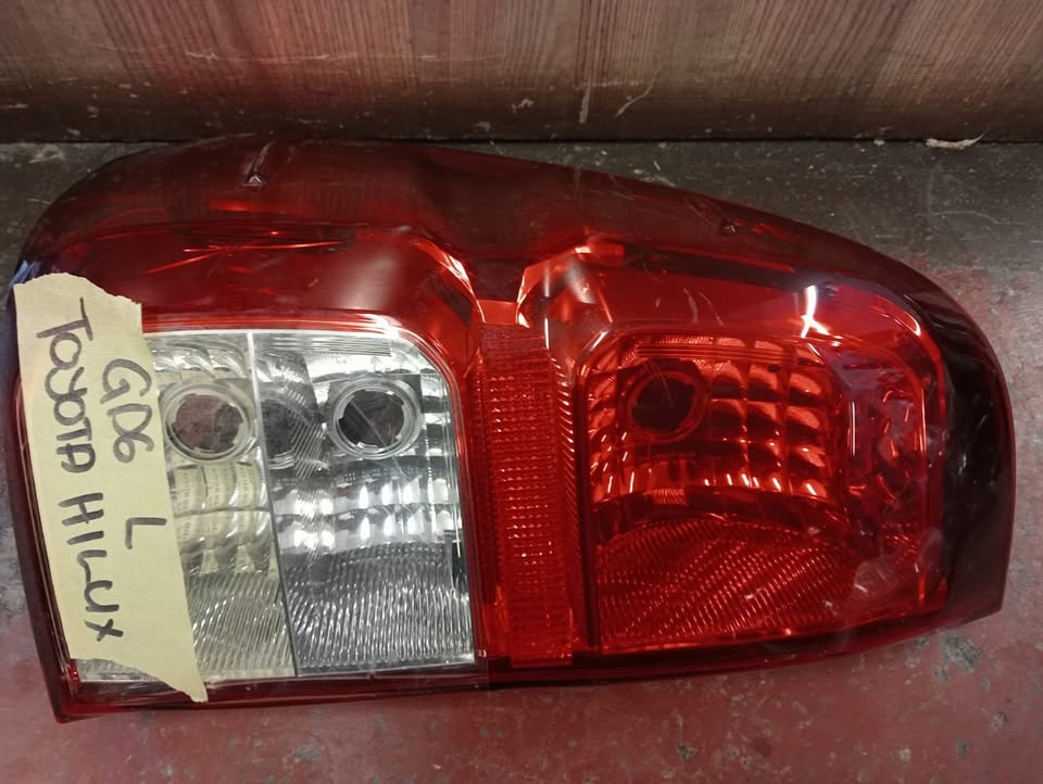 TOYOTA HILUX GD6 TAILLIGHT - Private Seller TOYOTA HILUX GD6 TAILLIGHT - Private Seller