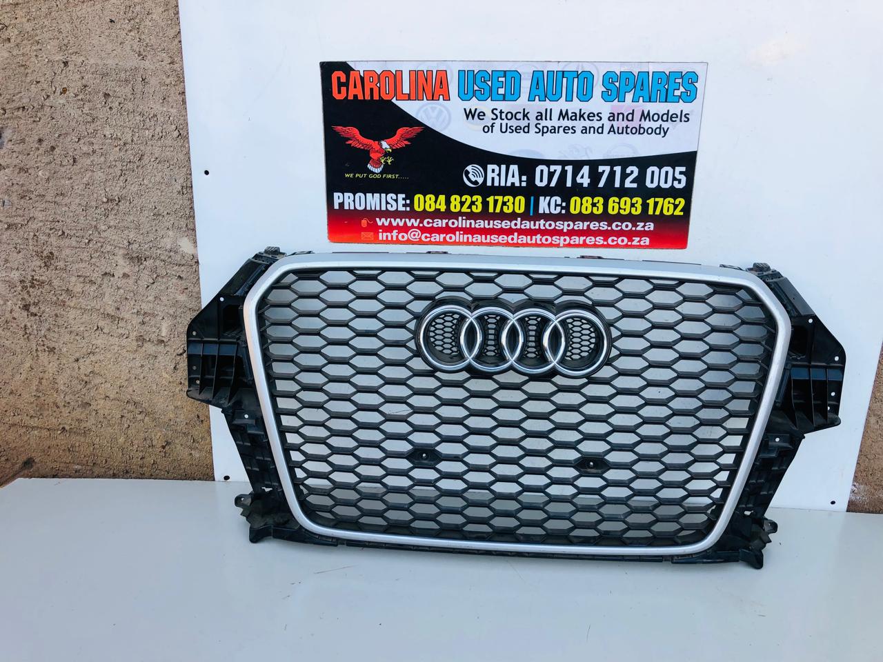 Audi Q3 Quattro radiator grill (badge) - Private Seller Audi Q3 Quattro radiator grill (badge) - Private Seller