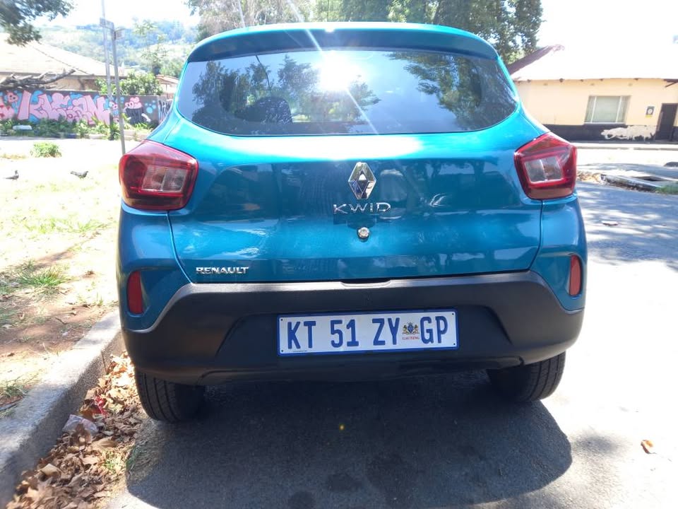 2022 Renault Kwid 1.0 Manual Transmission  Engine Capacity 1.0 Petrol Color Green Mileage 55000kms