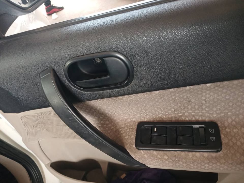 Used 2009 Ford Ikon 1.4 Ambiente - Private Seller Used 2009 Ford Ikon 1.4 Ambiente - Private Seller
