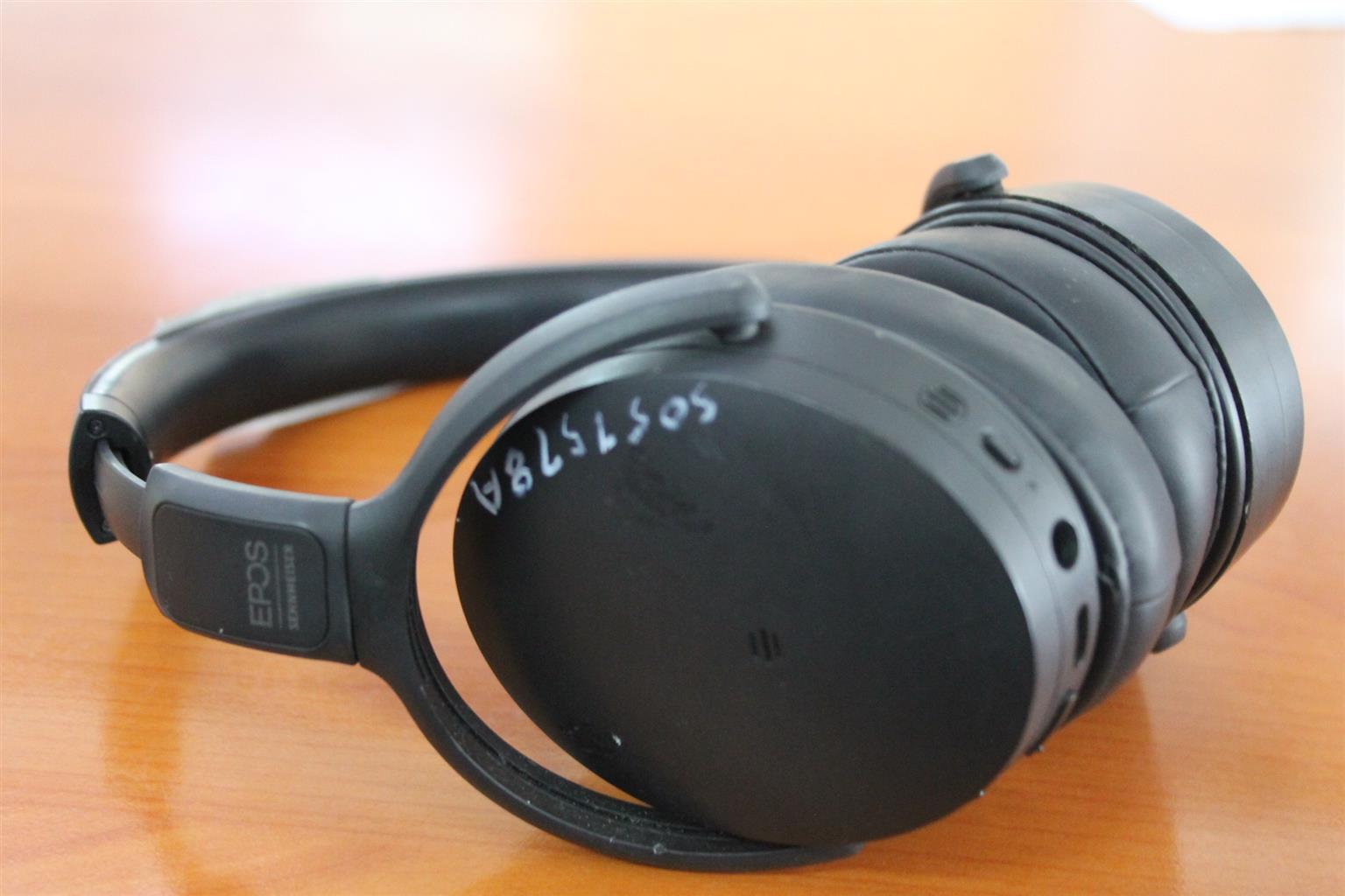 Epos headphones S057578A Epos headphones S057578A