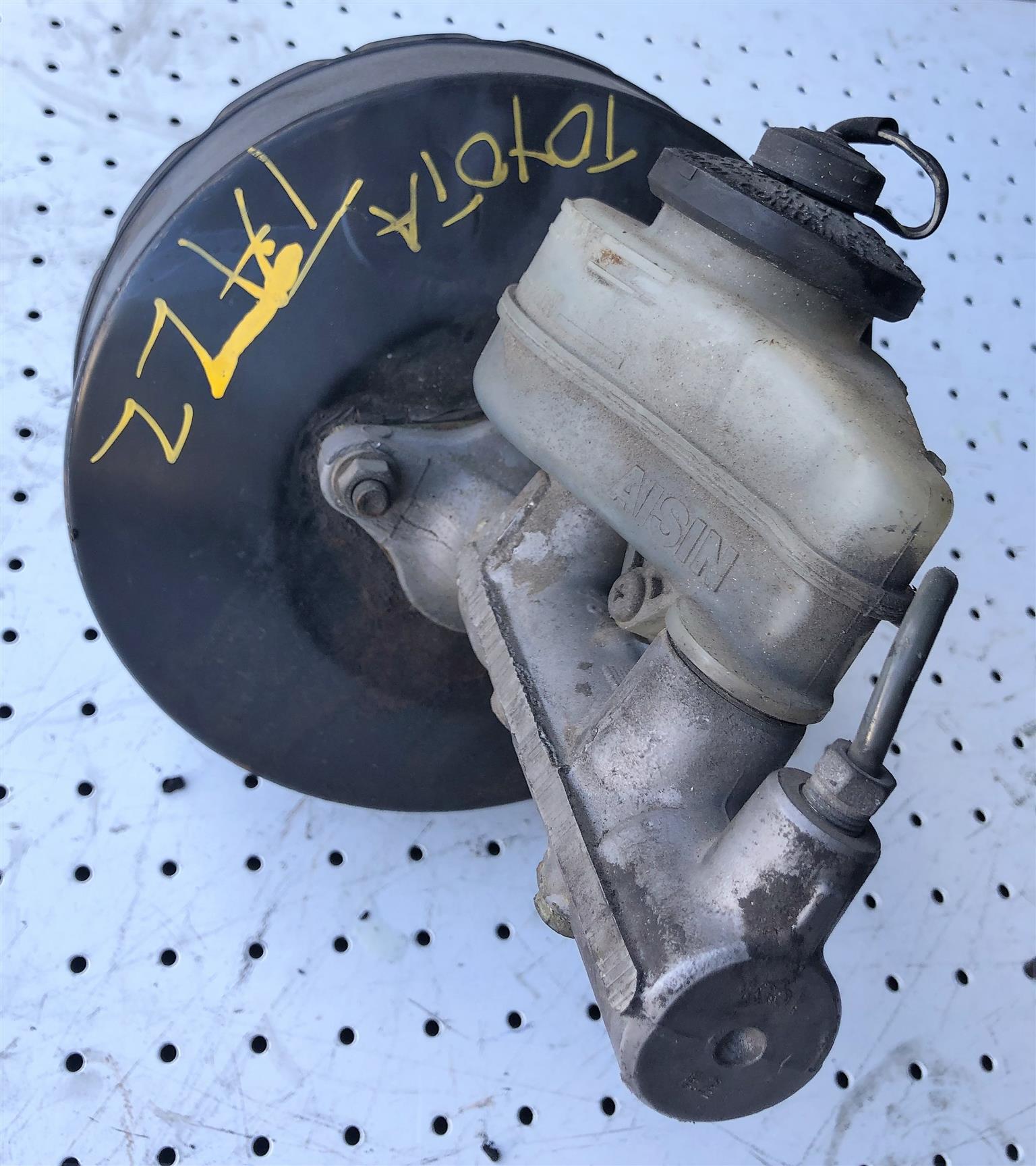 TOYOTA TAZZ / COROLLA BRAKE BOOSTERS AND MASTERS (ZCCT) - Private Seller TOYOTA TAZZ / COROLLA BRAKE BOOSTERS AND MASTERS (ZCCT) - Private Seller