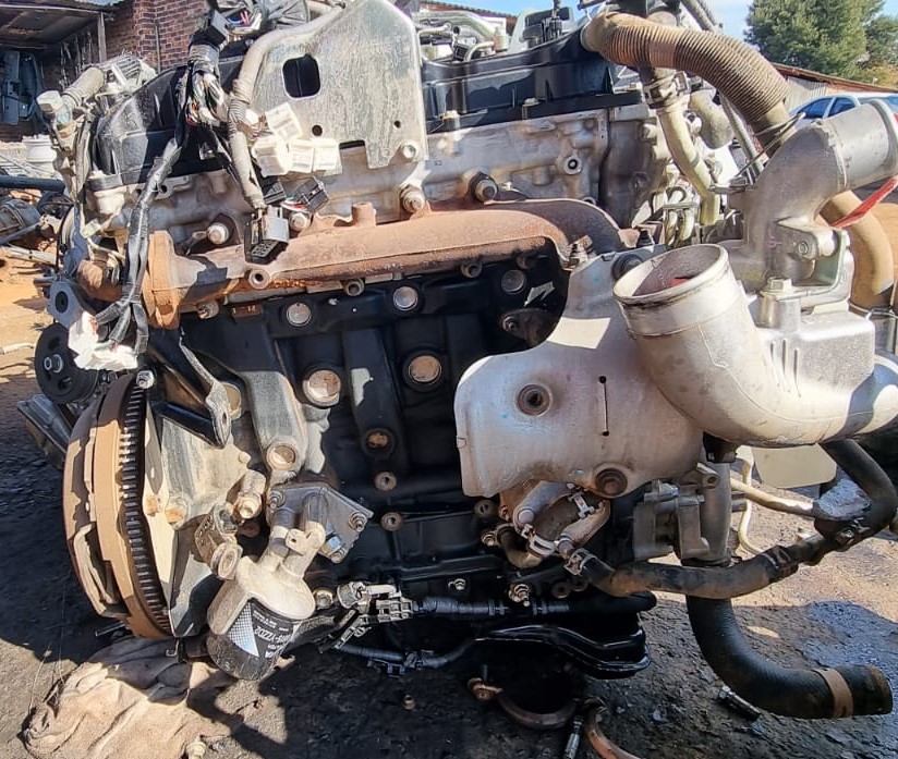 Toyota Hilux 2.4 2GD Engine for Sale