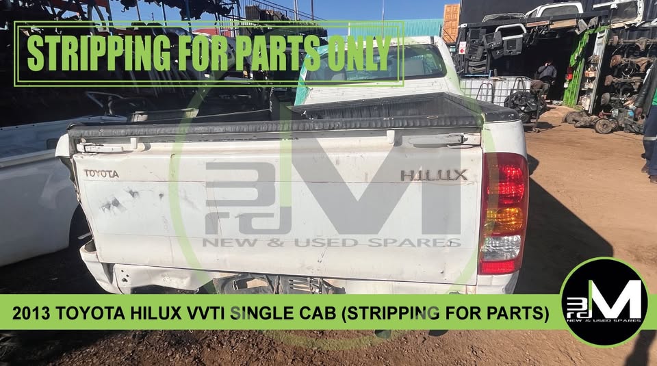 2013 TOYOTA HILUX VVTI SINGLE CAB (STRIPPING FOR PARTS)