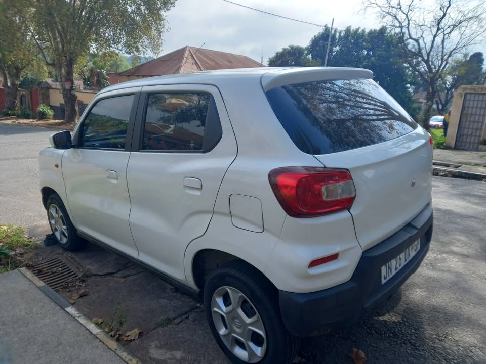 2020 Sezuki  S presso 1.0 Petrol, Manual, White, Spere key