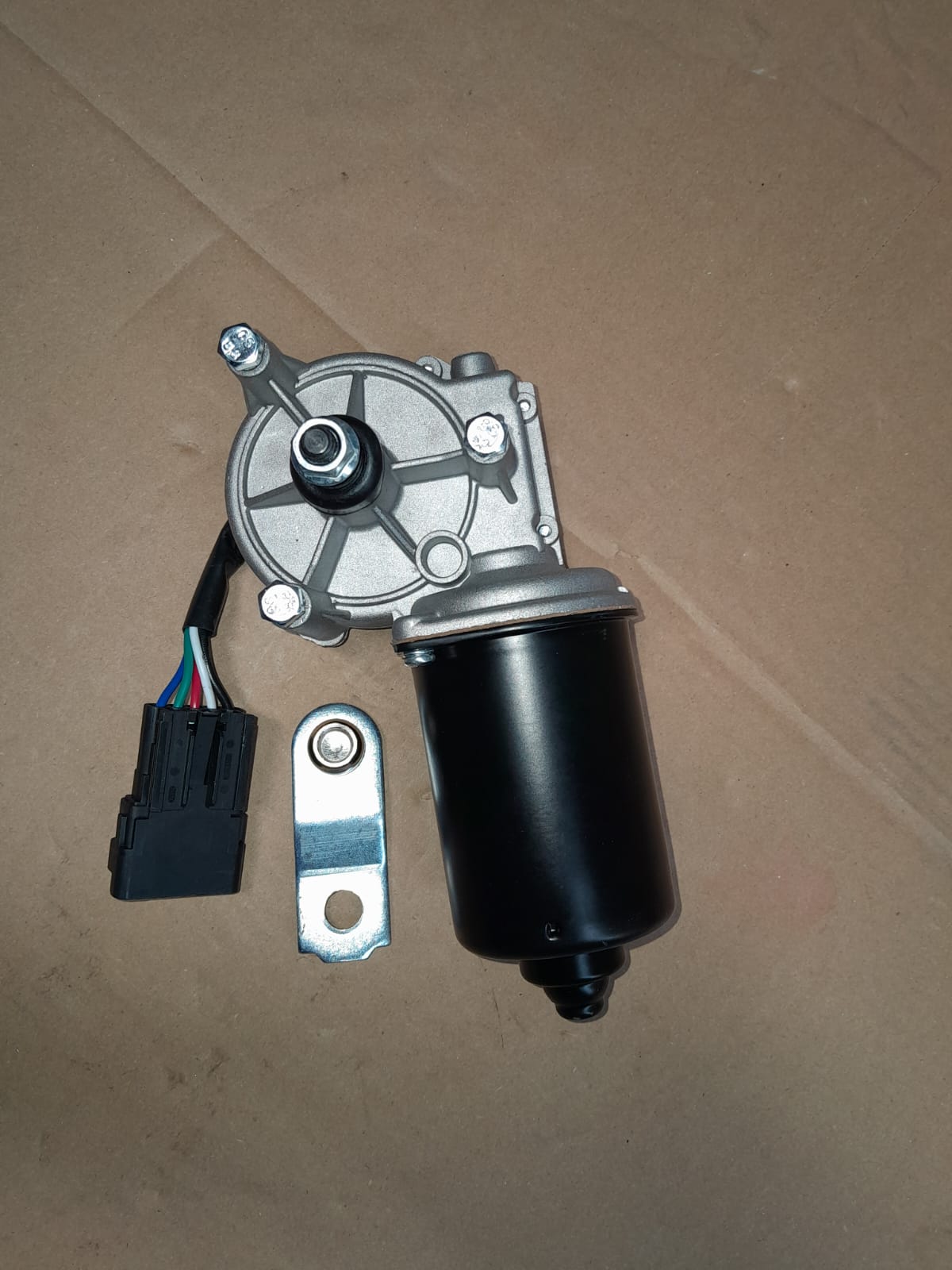NISSAN NP200 WIPER MOTOR FOR SALE - Private Seller NISSAN NP200 WIPER MOTOR FOR SALE - Private Seller