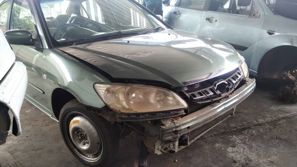 Stripping 2005 Honda Civic 170i - Private Seller