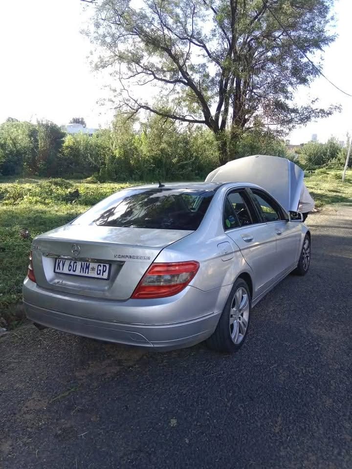 2011 Mercedes Benz C180 Automatic