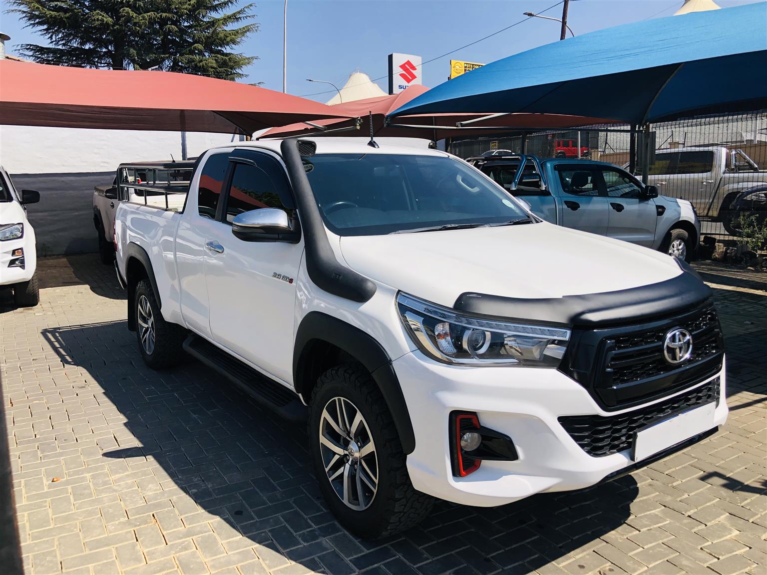 Used 2018 Toyota Hilux 2.8GD-6 Xtra cab 4x4 Raider Dakar auto - Private Seller Used 2018 Toyota Hilux 2.8GD-6 Xtra cab 4x4 Raider Dakar auto - Private Seller