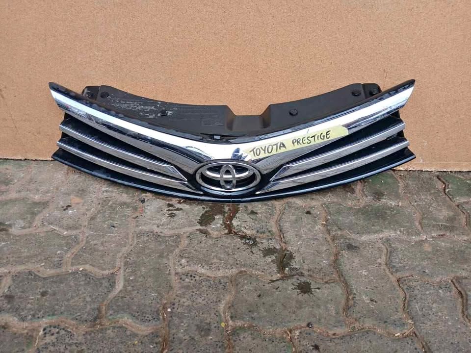Toyota Prestige main grill (chrome) - Private Seller Toyota Prestige main grill (chrome) - Private Seller