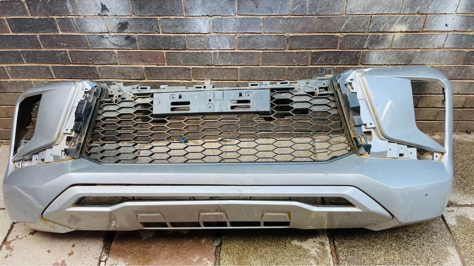Mitsubishi L200/Triton bumper - Private Seller Mitsubishi L200/Triton bumper - Private Seller