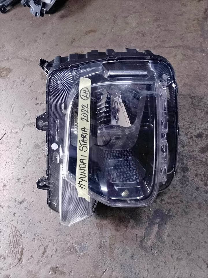Hyundai Staria 2022 Headlight LH - Private Seller Hyundai Staria 2022 Headlight LH - Private Seller
