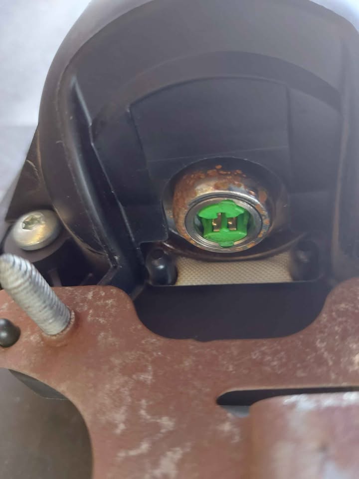 Used Jeep Cherokee KJ Dashboard Airbag P/N P55315103AF
