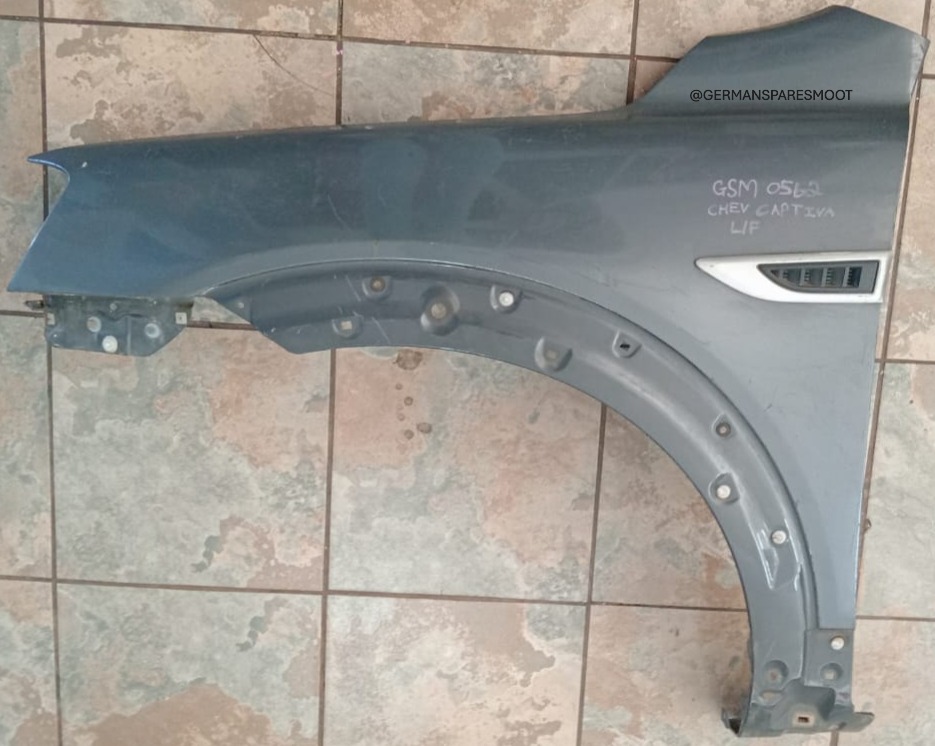 Chev Captiva 2.4 Used L/F Fender - Private Seller