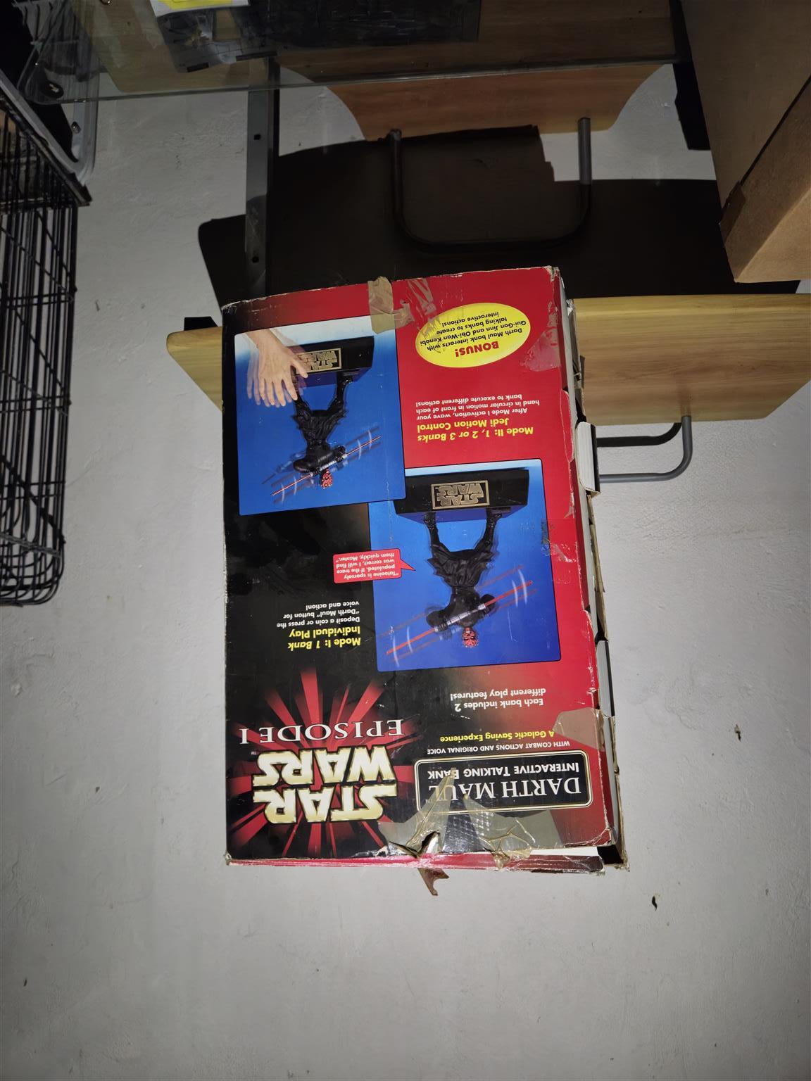 Star Wars collectible ( Darth Maul )