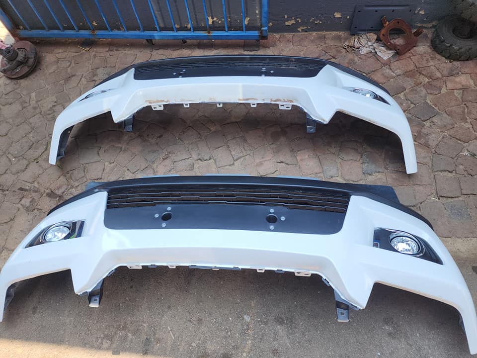 2023 S6 Mahindra Scorpio 2.2 Bumpers For Sale Original New - Private Seller