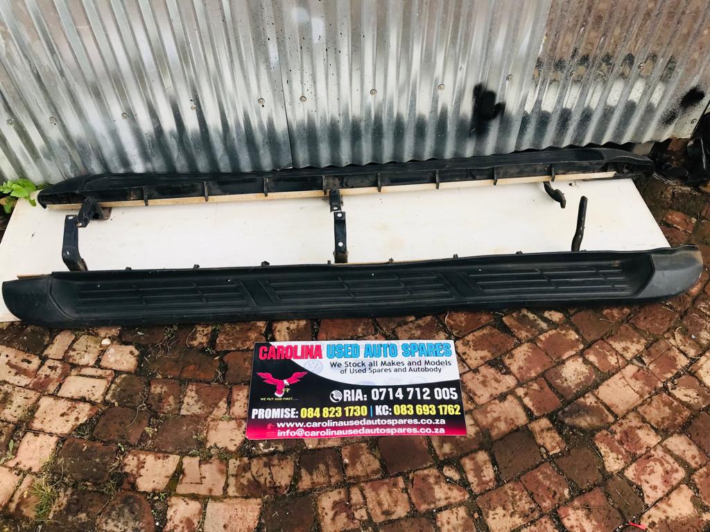 Toyota GD6 hilux left and right side step - Private Seller