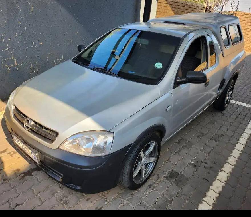 2006 Opel Gamma UTE