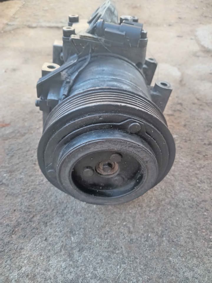Ford durateck 1.4 aircon pump fits Fiesta Figo Icon - Private Seller