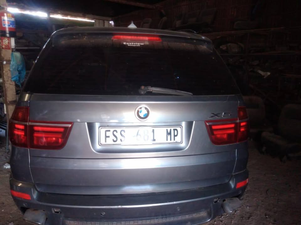 BMW X5 stripping - Private Seller