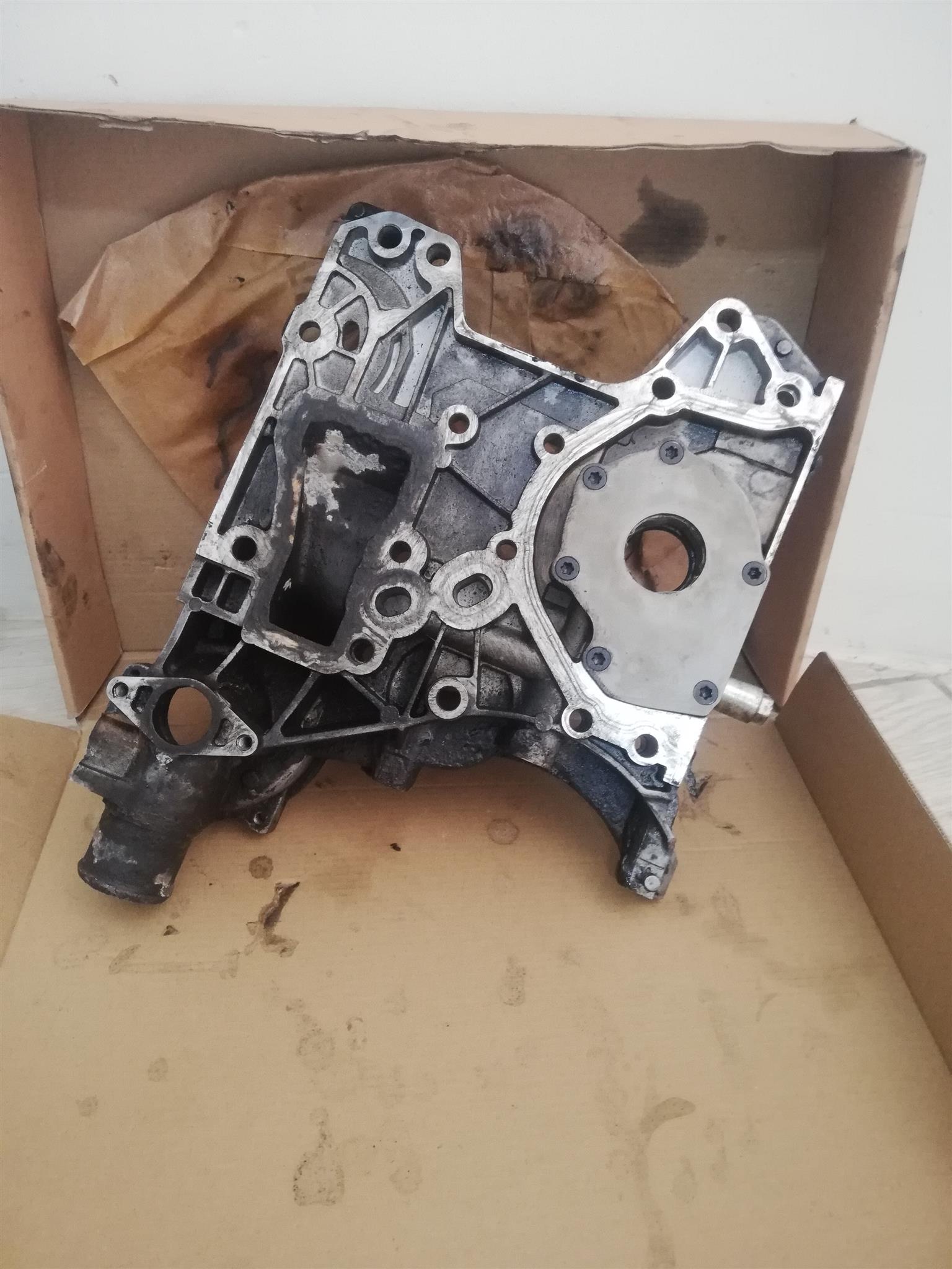 Chevrolet Cruze F16d4, 1.6L Oil Pump for sale - Private Seller Chevrolet Cruze F16d4, 1.6L Oil Pump for sale - Private Seller